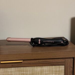Beachwaver B1 Pink Curling Iron